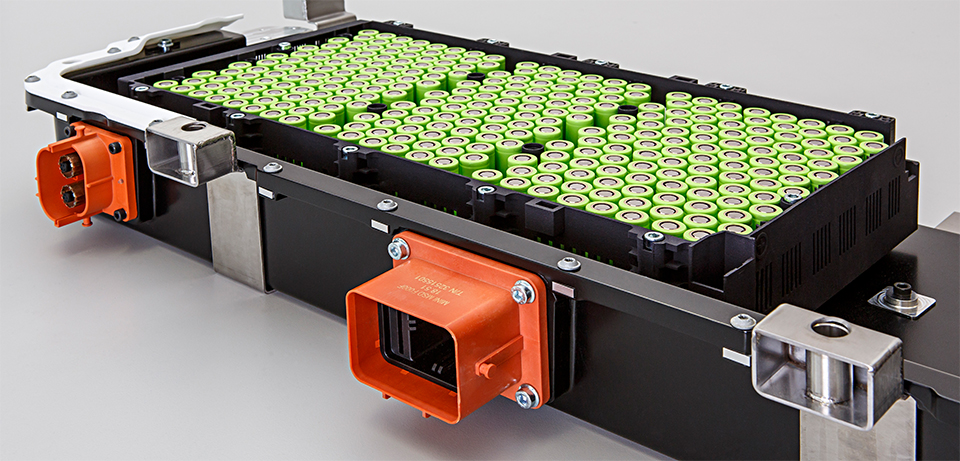 Batterigehäuse aus Kunststoffrezyklat /Battery housing made from recycled plastic 