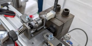 re-impact Inspektionssystem zur Prüfung von rCF-Verbundwerkstoffen emi-messkopf